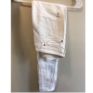 Abercrombie & Fitch White Jeans 2R